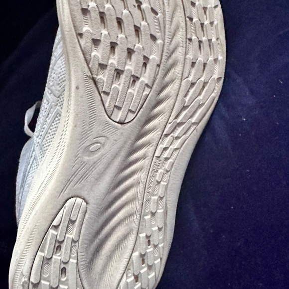 ASICS GEL-Nimbus 26 - Picture 5 of 10